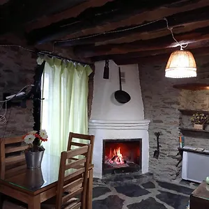 La Abuela Mercedes En Trevélez
